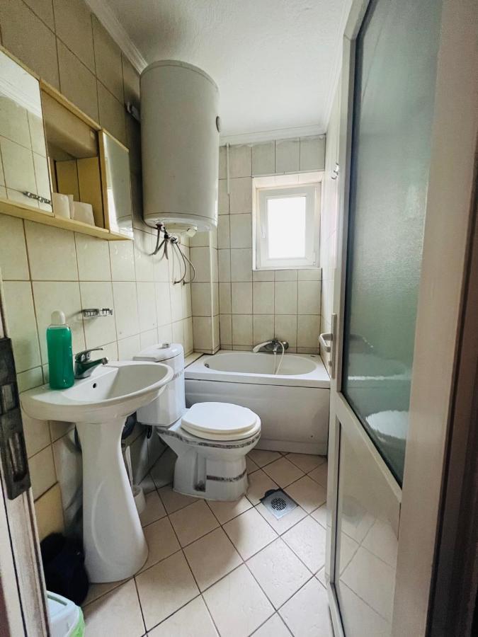 Guest House Velania Priština Exteriér fotografie