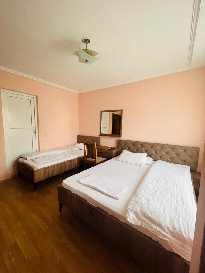 Guest House Velania Priština Exteriér fotografie