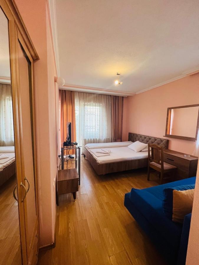 Guest House Velania Priština Exteriér fotografie