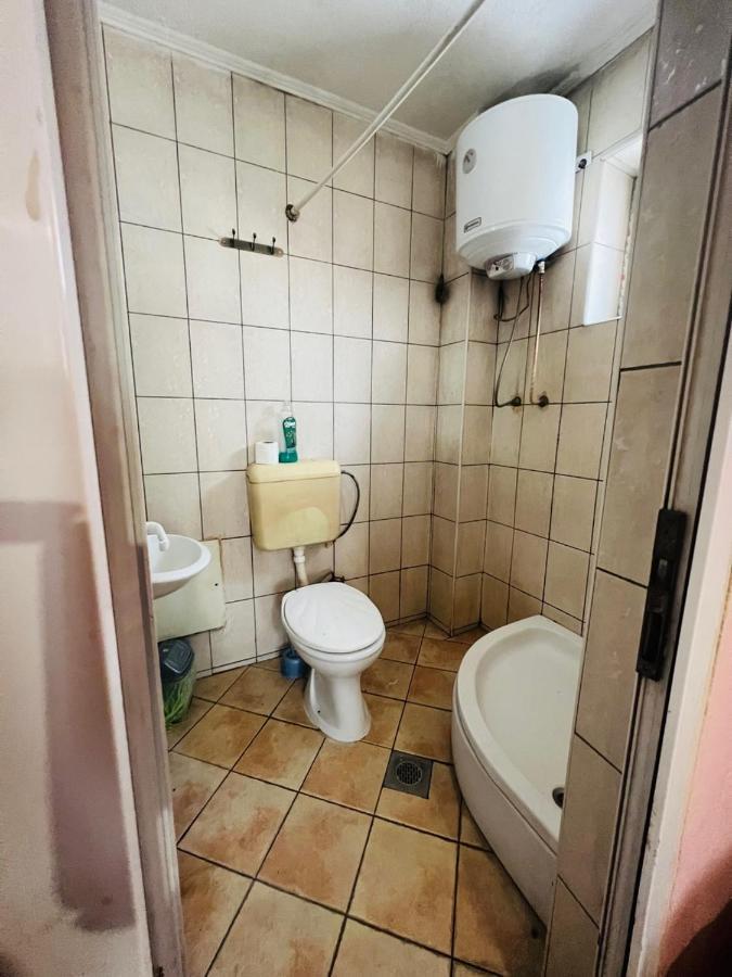 Guest House Velania Priština Exteriér fotografie